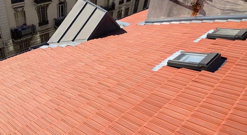 Rénovation de la couverture en tuiles de Marseille d’un bâtiment à Nice – Clemenceau — photo 8 sur 18 — CEG TOITURE