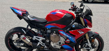 2022 BMW S 1000 R motorcycle for rent near Orlando, FL
