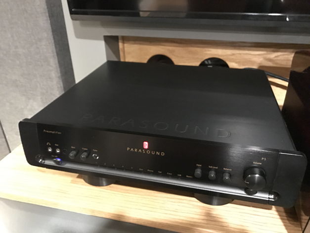 Parasound P5 Amazing Preamp!!