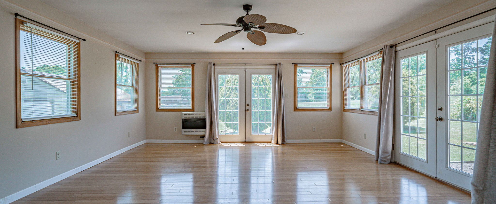 Slideshow image