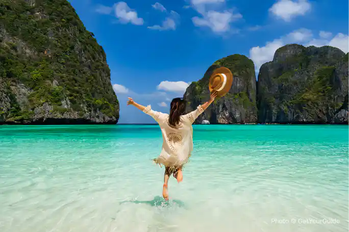 Phi Phi & Nearby Islands Tour with Custom Route Options