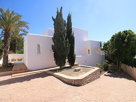  Ibiza
- Villa mediterránea a la venta con vistas al mar, Ibiza