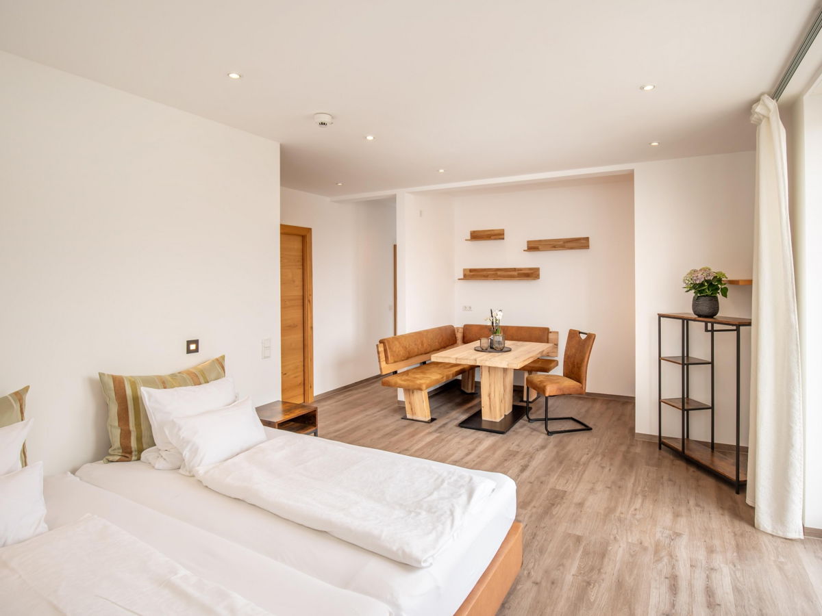 Wirthssuite #112