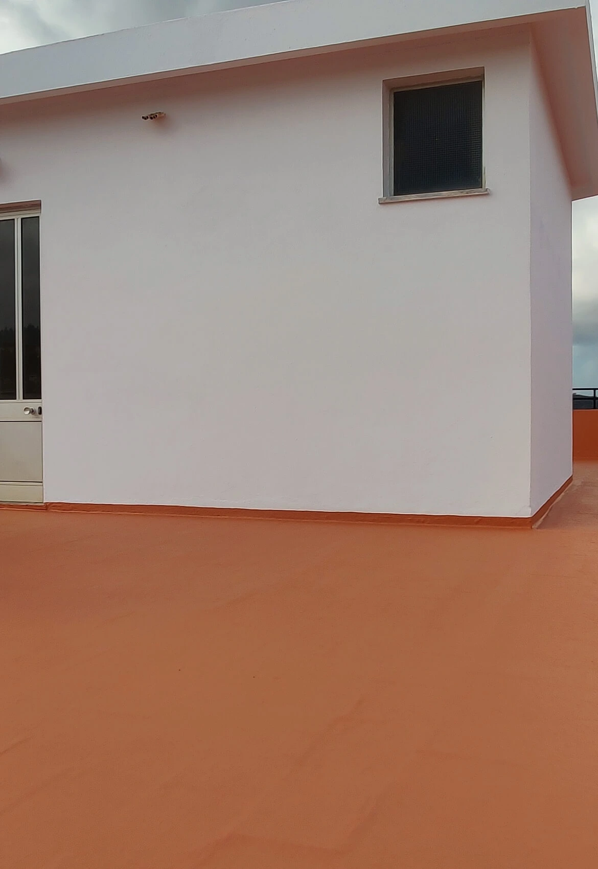 impermeabilização em terraço de prédio em Silves