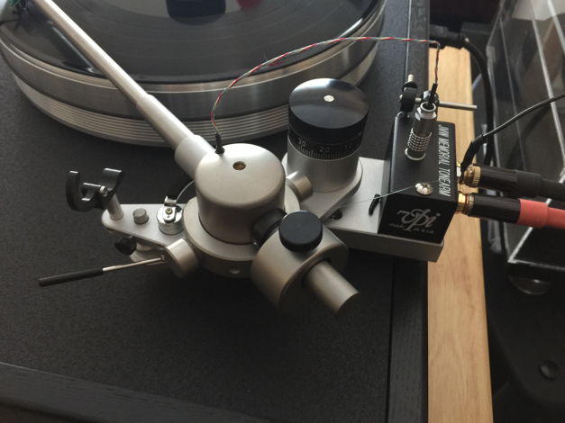 VPI Industries Classic 2 with SDS VPI Classic 2 Turntab...