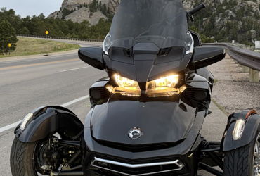 2020 CAN-AM SPYDER F3 LIMITED motorcycle for rent near Rapid City, SD