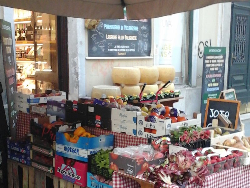 Tour enogastronomici Trieste: Corso di cucina con tour del mercato e tiramisù