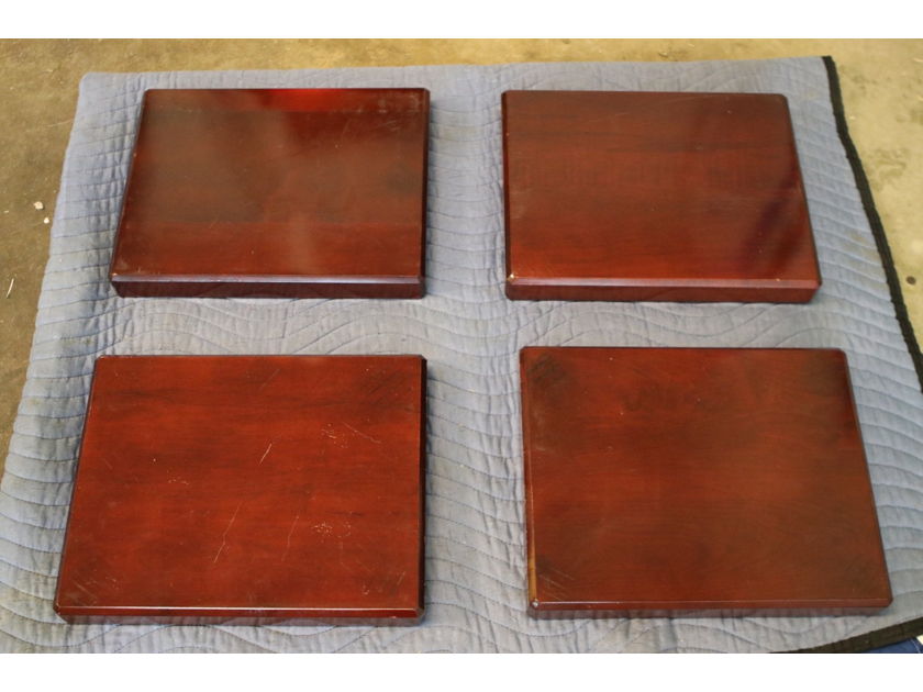 Mapleshade 15" x 12" Maple Platforms in Deep Rosewood Finish w/ Set of 4 Isoblock 2s
