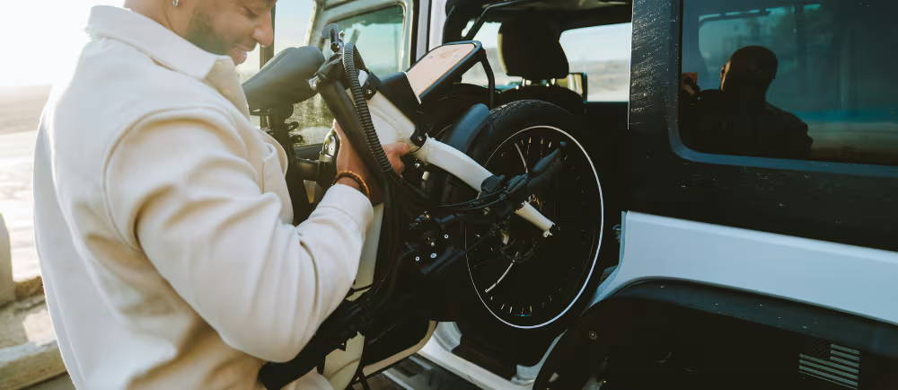 Folding electric bike into car