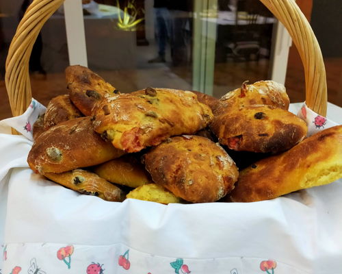 Cooking classes Surbo: Li Pizzi leccesi, symbol of a tradition