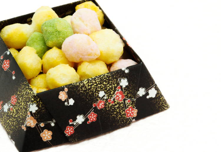 ひな あられ 色