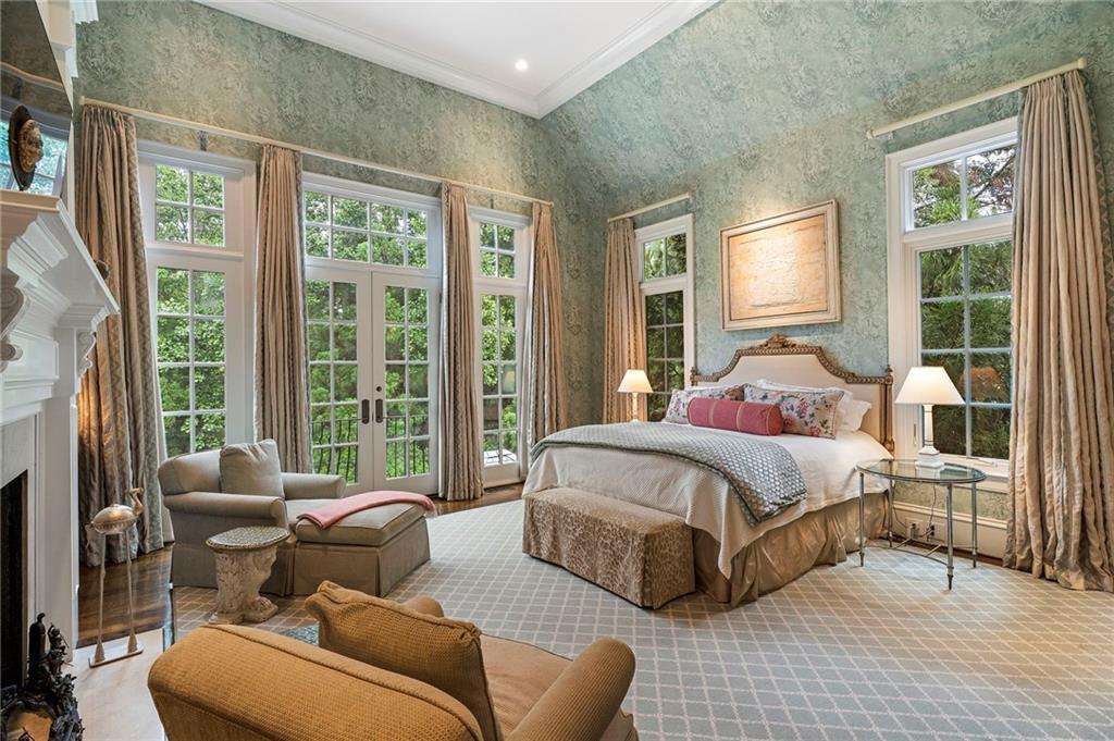 Full Listing Details