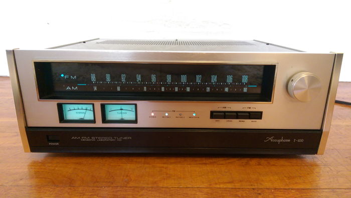 Accuphase T-100 AM/FM Stereo Tuner - One of the Very Best