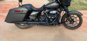 2020 HARLEY-DAVIDSON STREET GLIDE SPECIAL motorcycle for rent near Guthrie, OK
