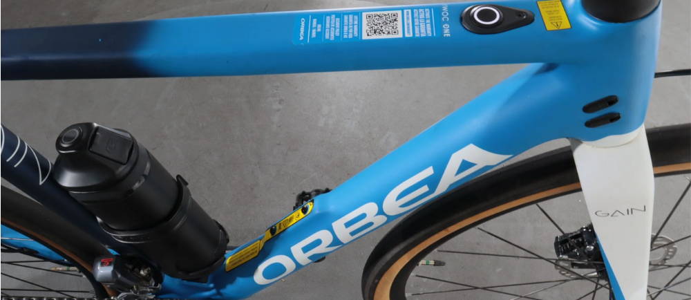 closeup of the Orbea Gain frame