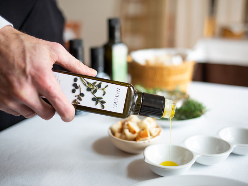 Tours œnogastronomiques Caprarica di Lecce: Visite guidée et dégustation d'huile d'olive