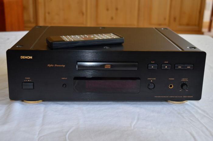 Denon DCD-1650AR CD Player
