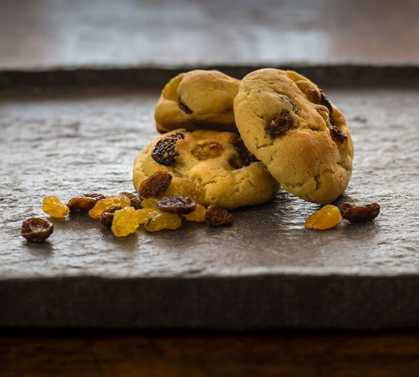 cookies-raisins
