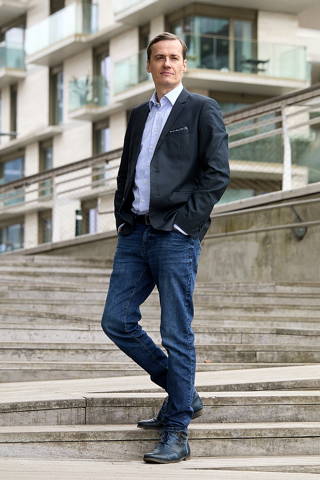 Mikael Sladden