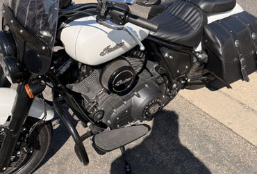 2022 INDIAN SUPER CHIEF ABS motorcycle for rent near Lakeville, MN