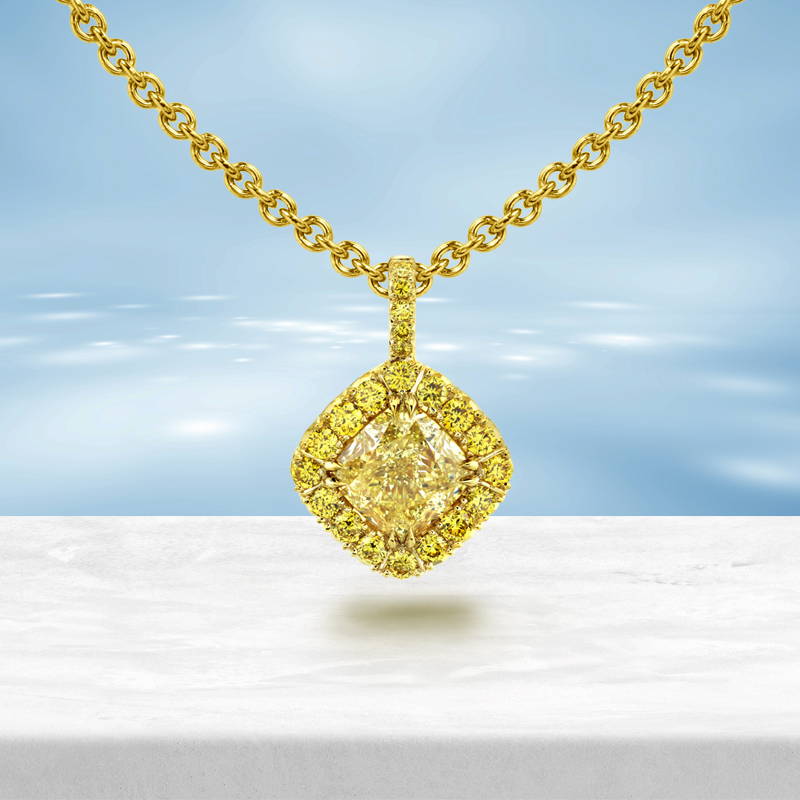 yellow diamond necklace pendant in yellow gold