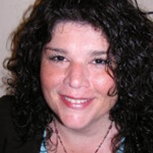 Lisa  Lukens