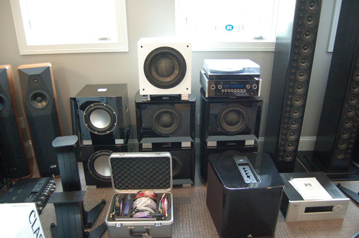 REL  R-528SE Limited Edition Subwoofer *Only White one ...