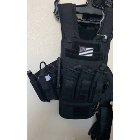 vertical shoulder holster, gun shoulder holster, tactical shoulder holster