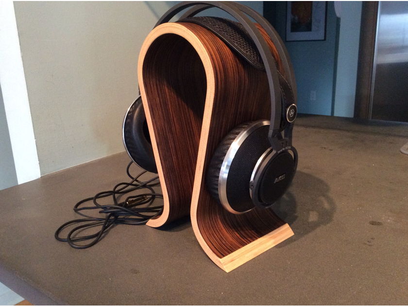 AKG Acoustics K 812 Headphones