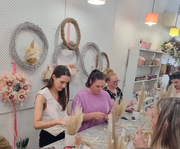 Teens Bloom + Bubbles Workshop - Image 2