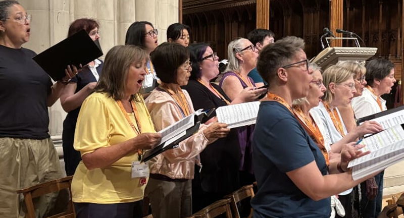 Forward Into Light – Music for Women’s Voices