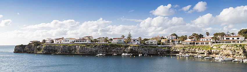  Mahón
- Frontline villa in Port Mahón - for sale in Menorca
