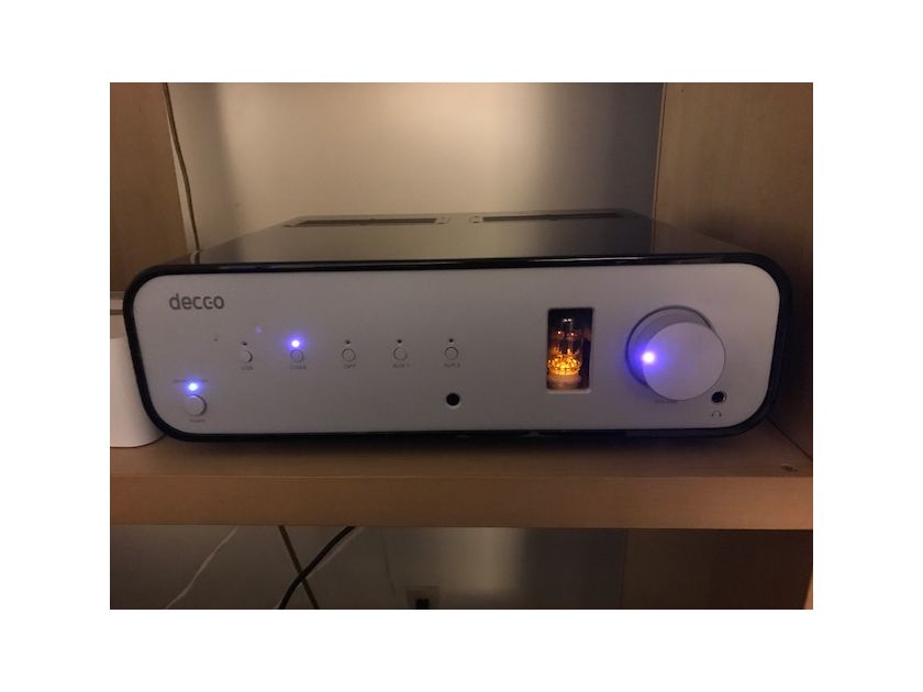 Peachtree Decco Integrated DAC/Amplifier