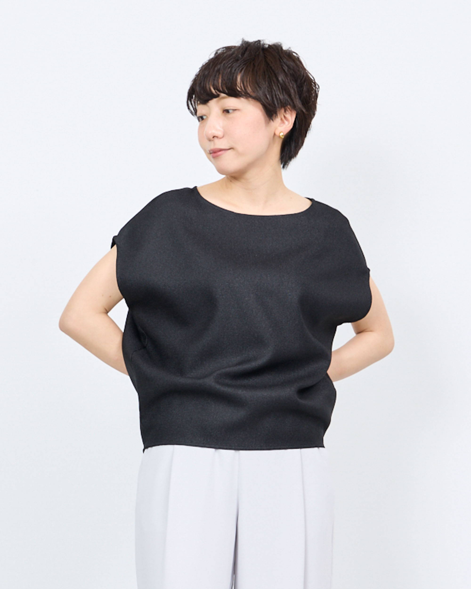 【ほぼ未使用】ソージュ リネーラショートスリーブコクーンブラウス S ミント リネーラショートスリーブコクーンブラウス - SOÉJU online