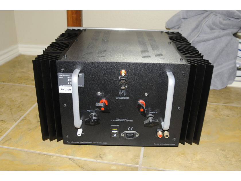 Pass Labs XA-160.5 mono block amplifiers