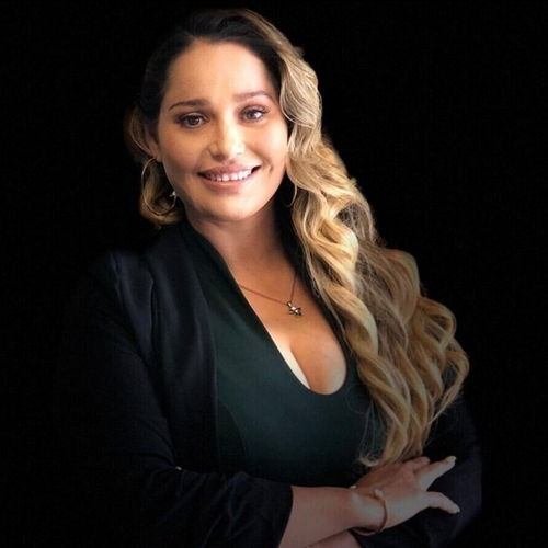 Elizabeth  Quevedo