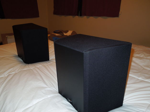 Paradigm  Surround speakers Studio ADP-470 v.3
