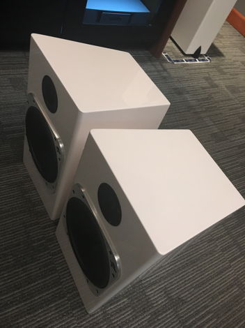 Totem Acoustic Element Fire  Bookshelf Speakers White M...