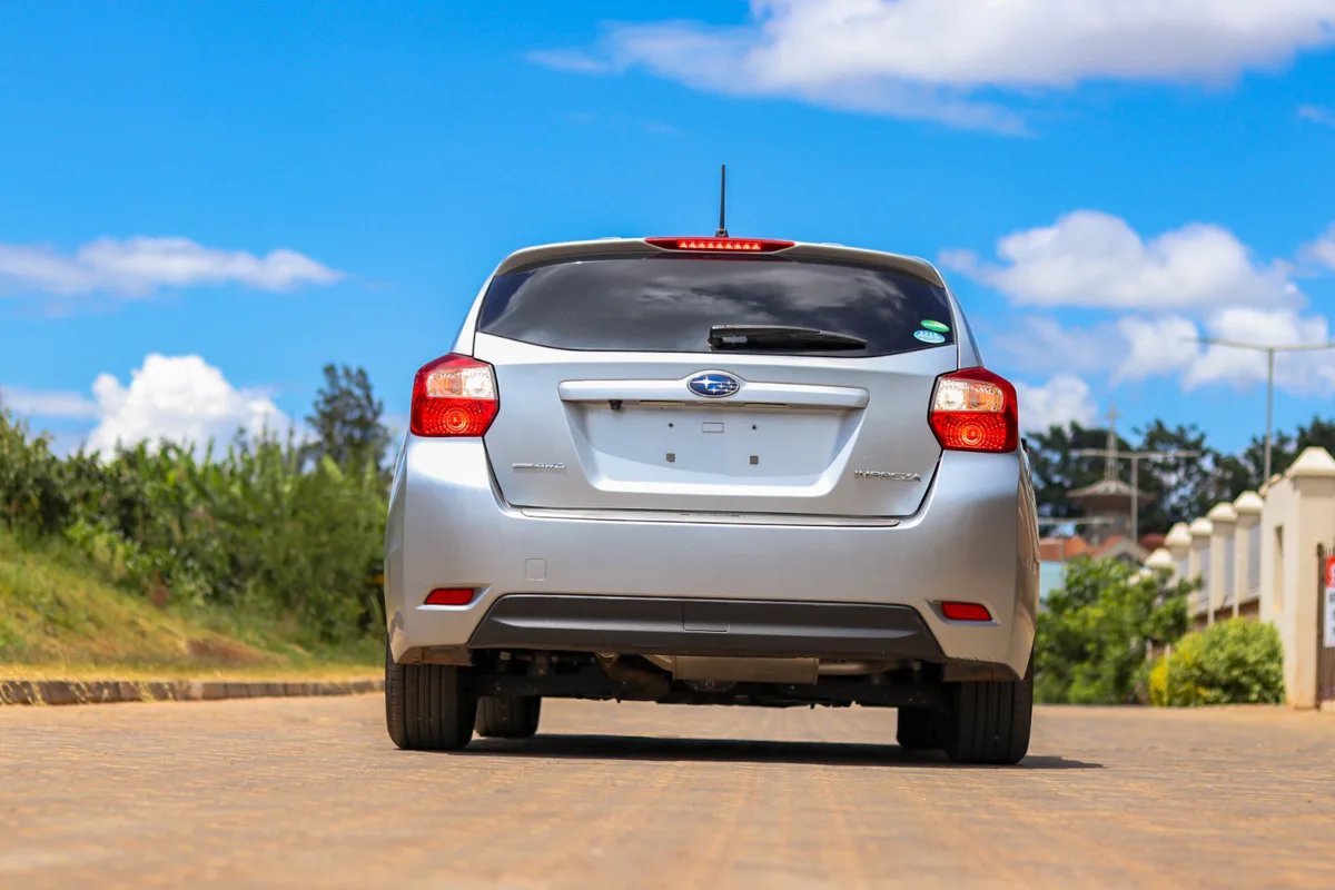 2016 Subaru Impreza — Royal Max Motors — photo 16 of 19