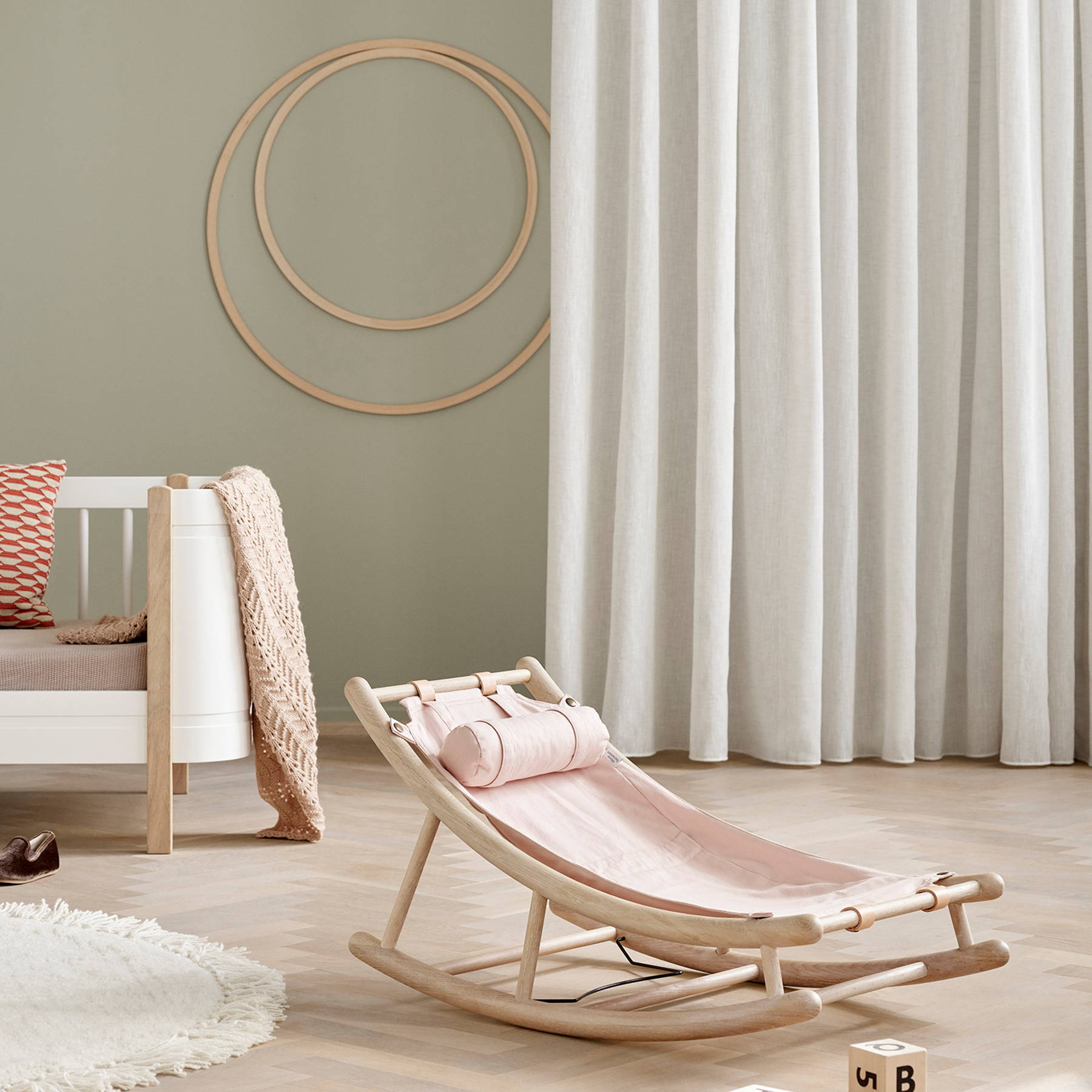 DĚTSKÉ HOUPÁTKO Wood Baby & Toddler Rocker (2v1) -25%