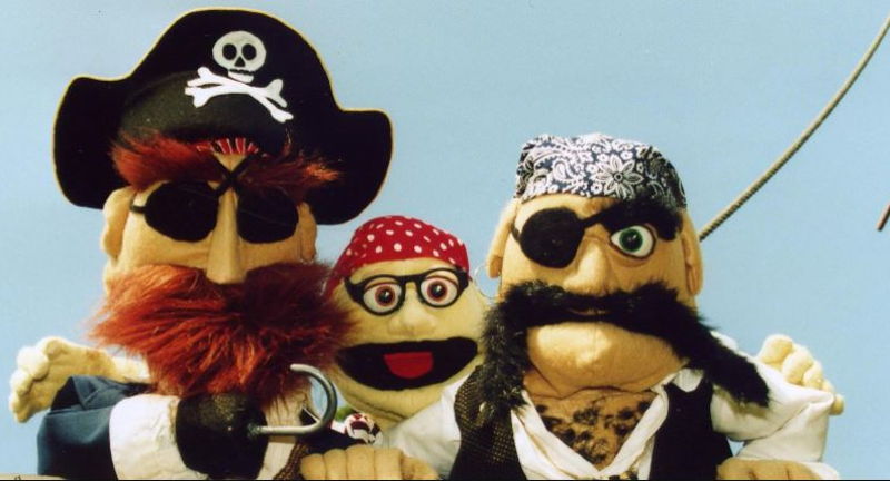 Everybody Loves Pirates
