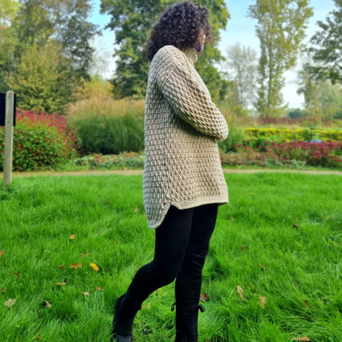 Coaty Sweater. Trendy Alpine Stitch Crochet Sweater Pattern | Cozy Textured Design