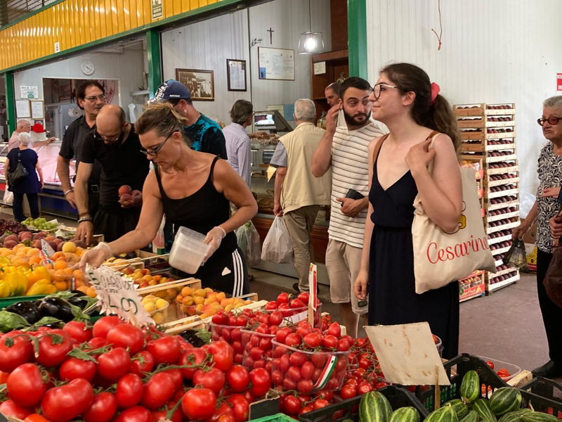 Tours œnogastronomiques Lecce: Visite du marché et cours de cuisine avec dégustation 