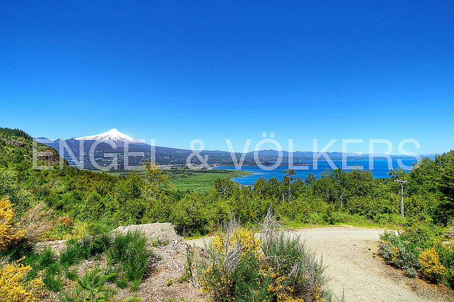  Pucon, IX Region
- venta de terreno con vista al lago y Volcán Villarrica