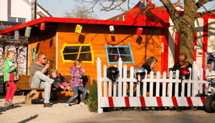 kiddi car entspannt zuschauen