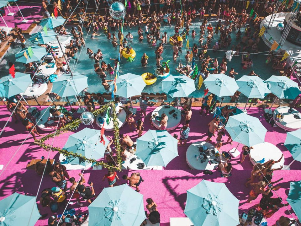 Applebum Pool Party Ibiza