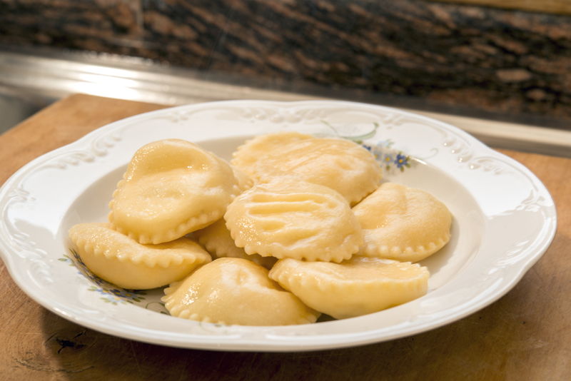 Scopri i segreti di questa ricetta della tradizione toscana e gustala in compagnia della tua Cesarina.