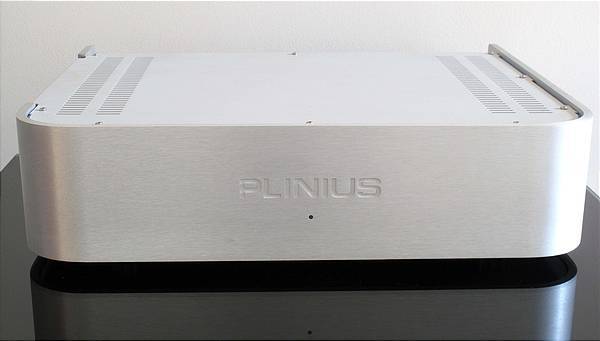 Plinius P8 amplifier