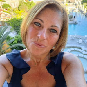 Lindsay  Goderis 