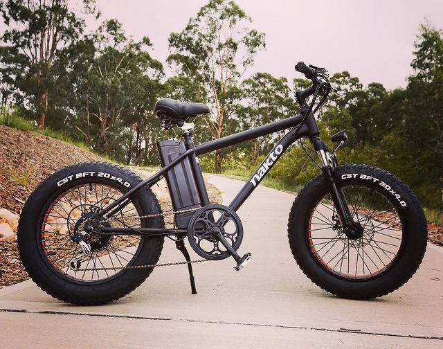 Best Electric BikeNAKTO Mini Cruiser Fat Tire Electric Bicycle